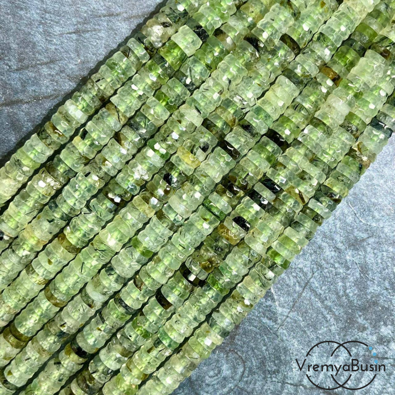 Пренит, бусины чипсы граненые круглые, ок. 6х2 мм (1/2 нити, ок. 80 шт.) 