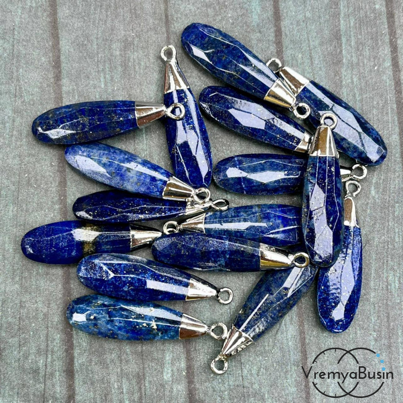 Лазурит. Подвеска граненая длинная капля, 33х10х5 мм, в оправе цв. родий (1 шт.)