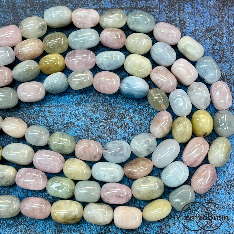 Берилл, галтовка овальная ок. 10х14 мм  (нить, ок. 28 шт.)