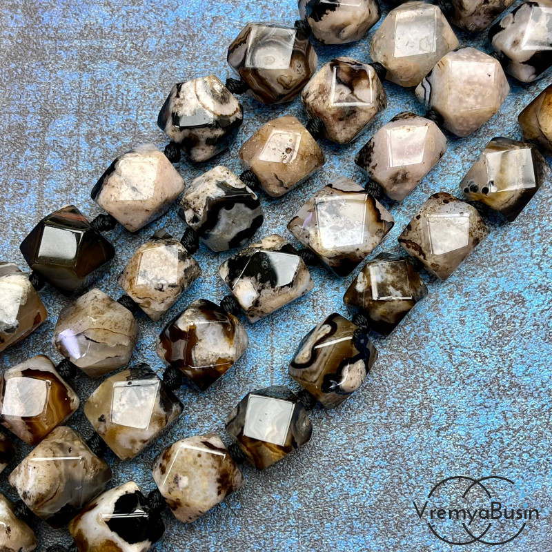 Агат, бусины свободной огранки, ок. 15 мм (нить, ок. 24 шт.)