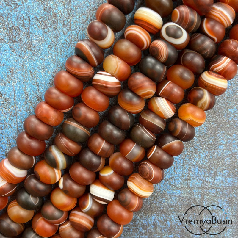 Сардоникс матовый, рондели гладкие ок. 8х12 мм (1/2 нити, ок. 24 шт.)