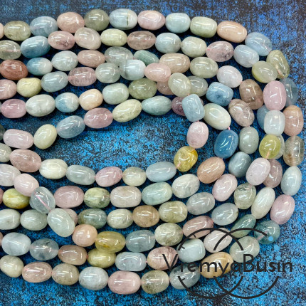 Берилл, галтовка овальная ок. 9х12 мм  (нить, ок. 36 шт.)