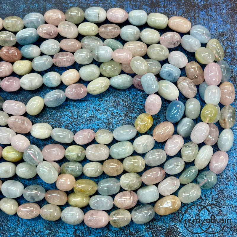 Берилл, галтовка овальная ок. 9х12 мм  (нить, ок. 36 шт.)