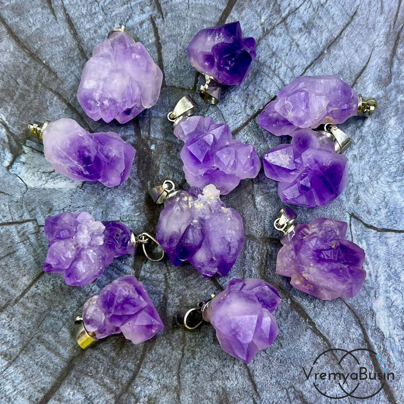 Аметист кристаллы, подвеска из друзы в металле цв. серебро (1 шт.)