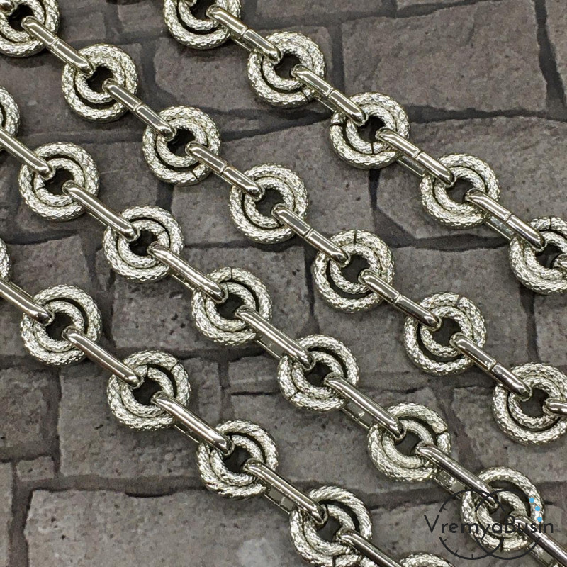 Цепочка металлическая крупная, латунь с родиевым покрытием (1/2 м.)