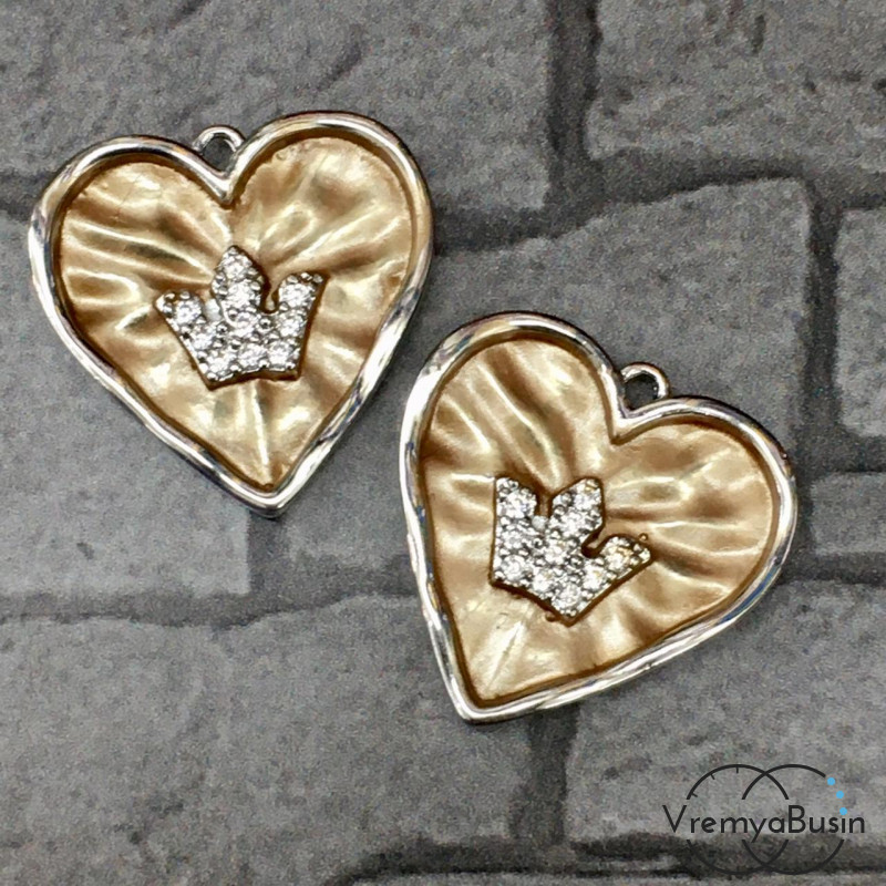 Подвеска с эмалью "Сердце", цв. перламутрово-бежевый в серебре  (1 шт.)