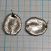 Швензы-гвоздики с эмалью цв. бежевый, латунь с родиевым покрытием (1 пара)
