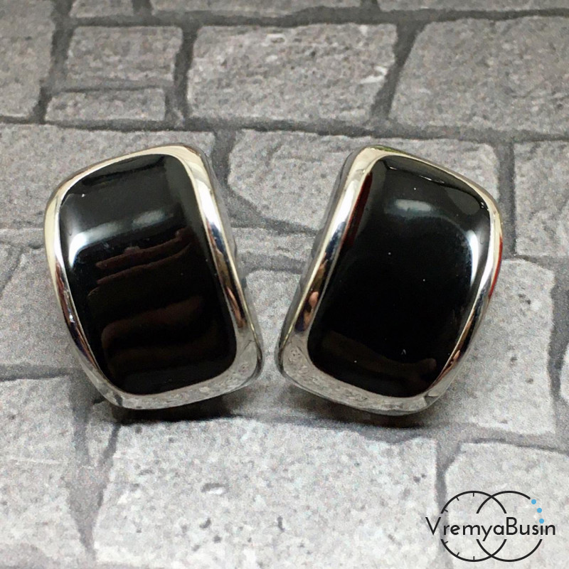 Швензы-гвоздики с эмалью цв. чёрный, латунь с родиевым покрытием (1 пара)