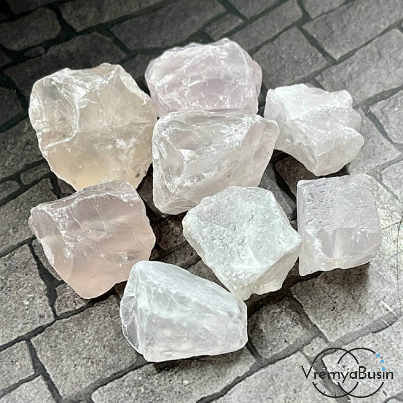 Розовый кварц, крупные кусочки необработанного камня (1    шт.)