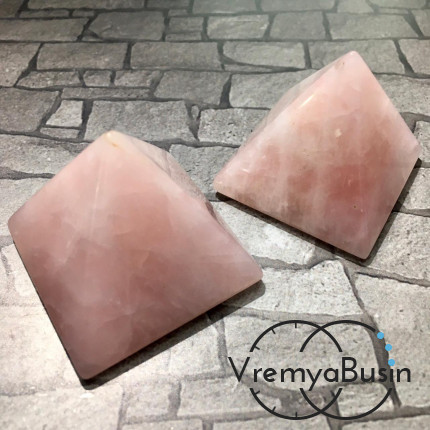 Розовый кварц. Пирамида сувенирная, 4х4 см (1 шт.) 
