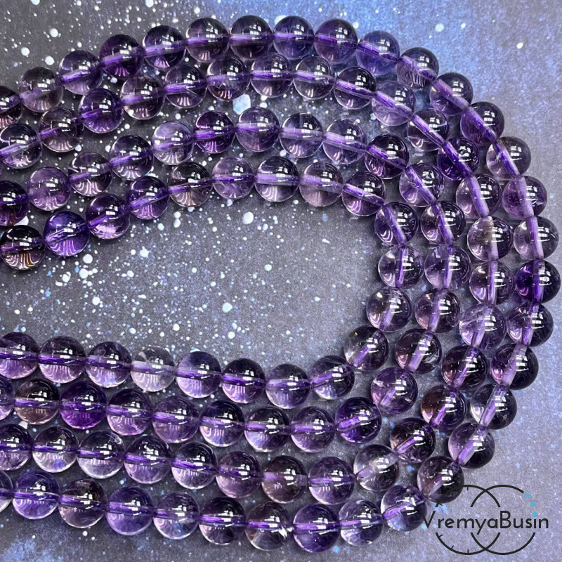 Аметист лавандовый прозрачный, шарик гладкий 8 мм (1/2 нити, ок. 24 шт.)