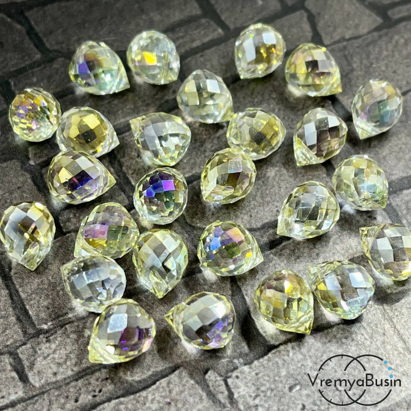 Бусины из стекла, бриолет 8х9 мм, цв. шампанское перламутровый (1 шт.)