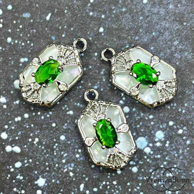 Подвеска с перламутром, 10х17 мм, латунь с родиевым покрытием (1 шт.)