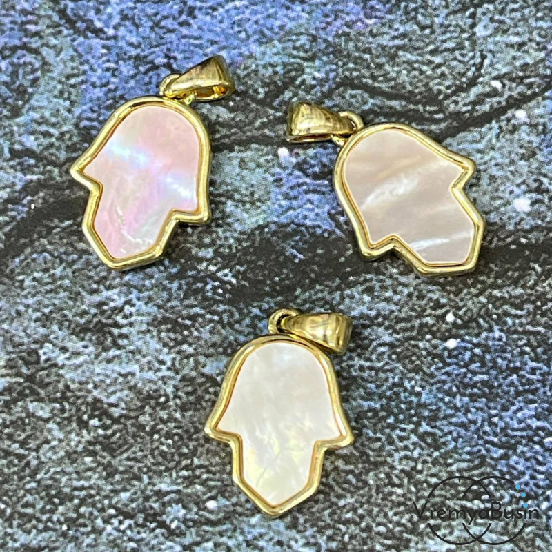 Подвеска с перламутром "Ладонь", 12х16 мм, латунь с позолотой (1 шт.)