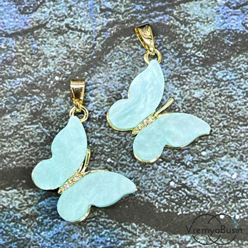 Подвеска с перламутром "Бабочка", 18х22 мм, латунь с позолотой (1 шт.)