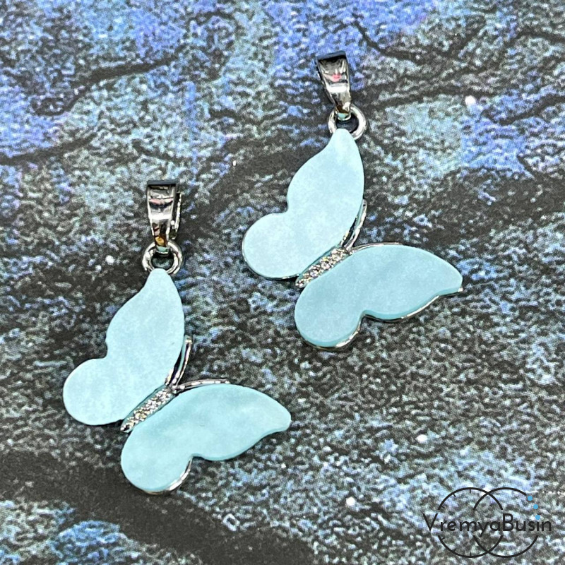 Подвеска с перламутром "Бабочка", 18х22 мм, латунь с родиевым покрытием (1 шт.)