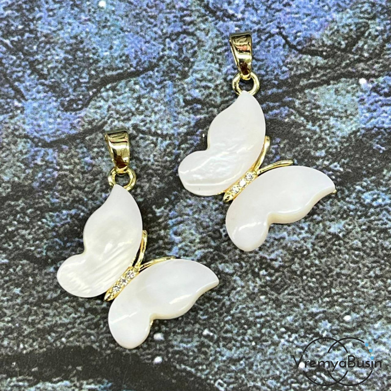 Подвеска с перламутром "Бабочка", 18х22 мм, латунь с позолотой (1 шт.)