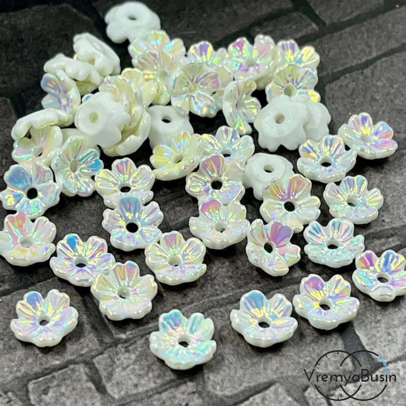 Цветочек из смолы, 8 мм цв. белый с АБ переливом (упак. 10 шт.)