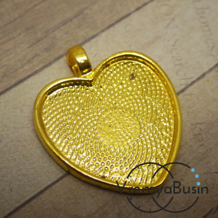 Основа для кабошона Сердце 25 мм, цвет золото