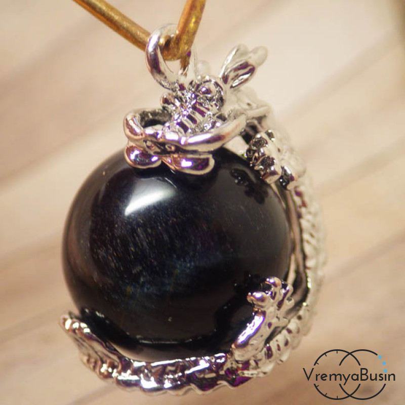 Кулон из камня "Дракон с шаром",  шар 20 мм, Соколиный глаз