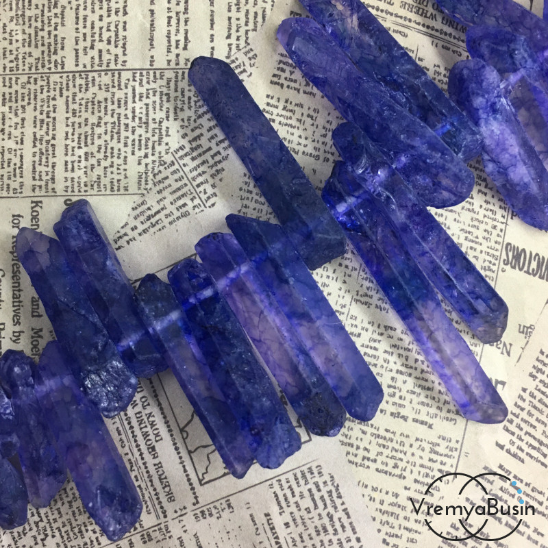 Кварц, крупные кристаллы (1/4 нити, 10-11 шт.)