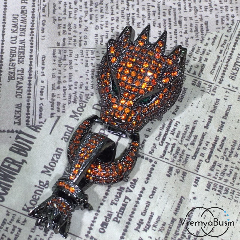 Тигр. Замок для украшений, латунь с черным родиевым покрытием и рыжими фианитами