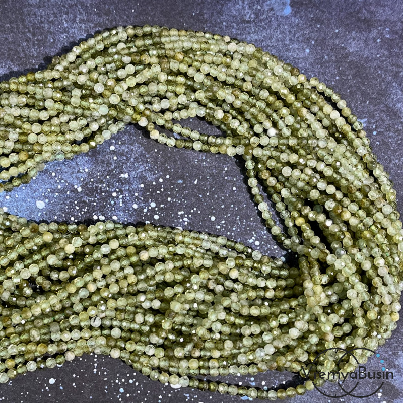 Гроссуляр зеленый гранат, граненые бусины из камня, 3 мм ААА качество (нить, ок. 40 см.)