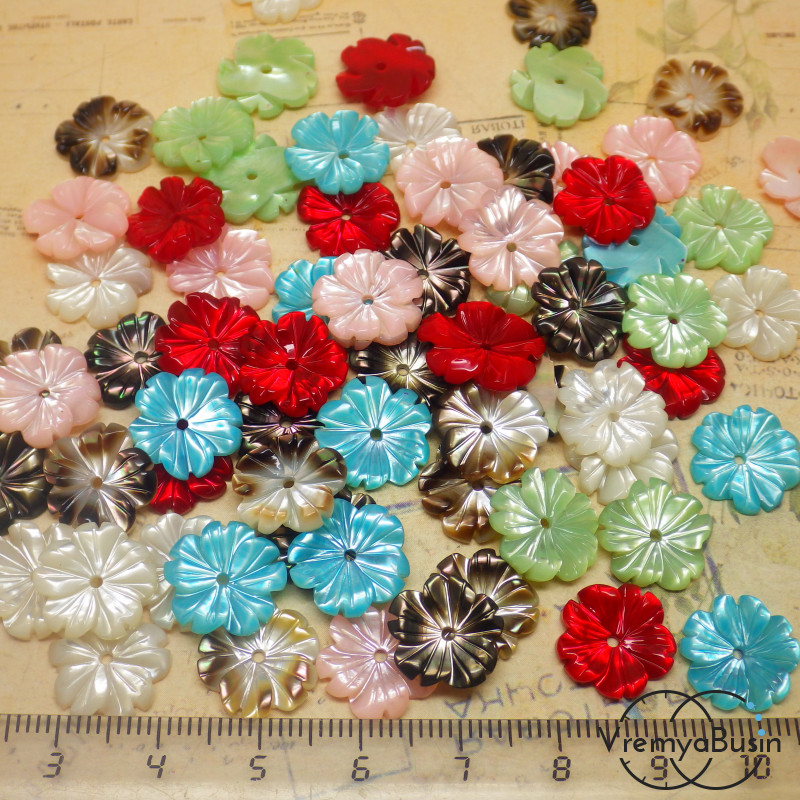 Цветок из перламутра 