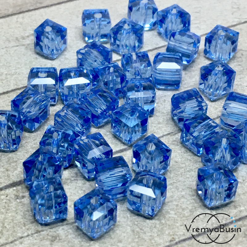 Бусины кубики из граненого стекла, 5 мм, цв.  голубой  (упак. 10 шт.)