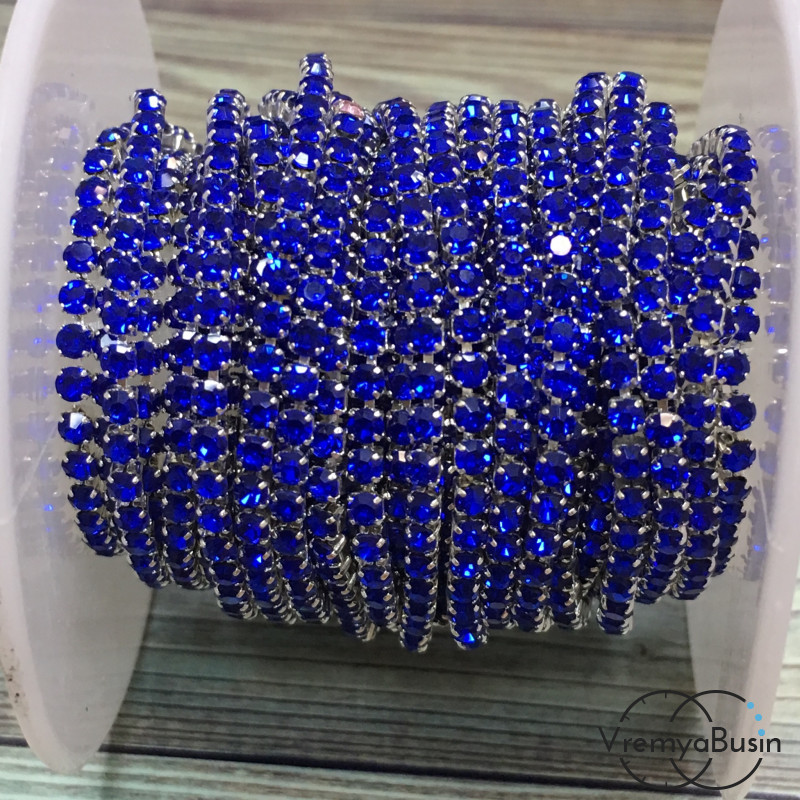 Стразовая плотная цепь SS6. Синий в серебре (10 см.)