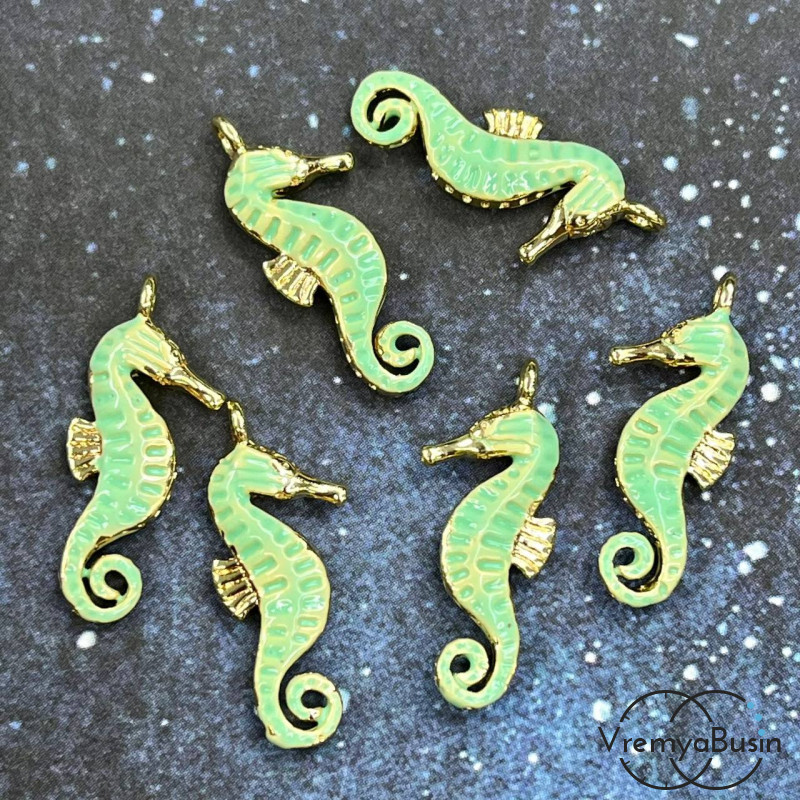 Подвеска с эмалью "Морской конек", 8х20 мм, латунь с позолотой (1 шт.)