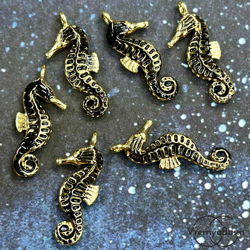 Подвеска с эмалью "Морской конек", 8х20 мм, латунь с позолотой (1 шт.)