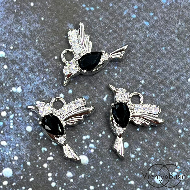 Подвеска из латуни «Колибри», 15х16 мм,  с родиевым покрытием и фианитами (1 шт.)
