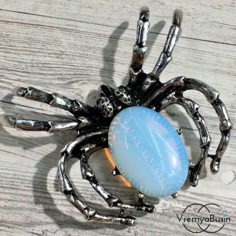 Кулон-брошь "Паук" с лунным камнем (1 шт.)