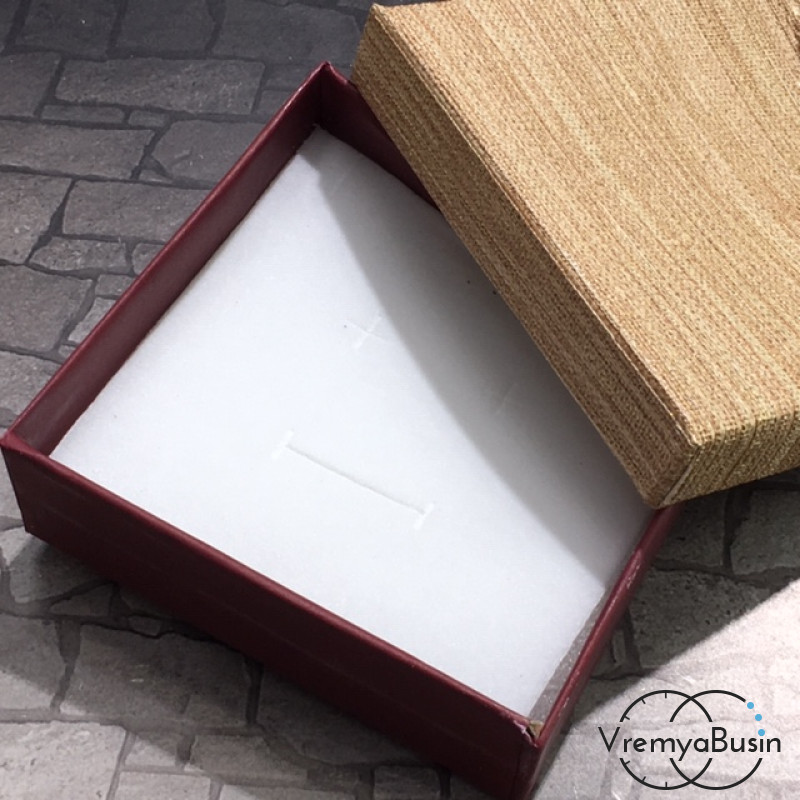 Коробочка подарочная квадратная 9х9х3 см, цв. бежевый (1 шт.)