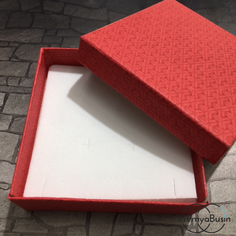 Коробочка подарочная квадратная 9х9х3 см, цв. красный (1 шт.)