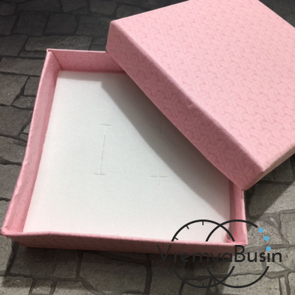 Коробочка подарочная квадратная 9х9х3 см, цв. розовый (1 шт.)
