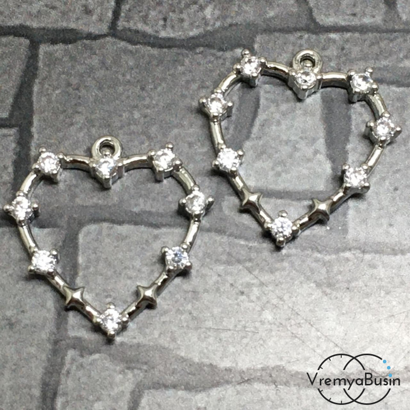 Подвеска "Сердце" из латуни с родиевым покрытием и фианитами, 18х20 мм  (1 шт.)