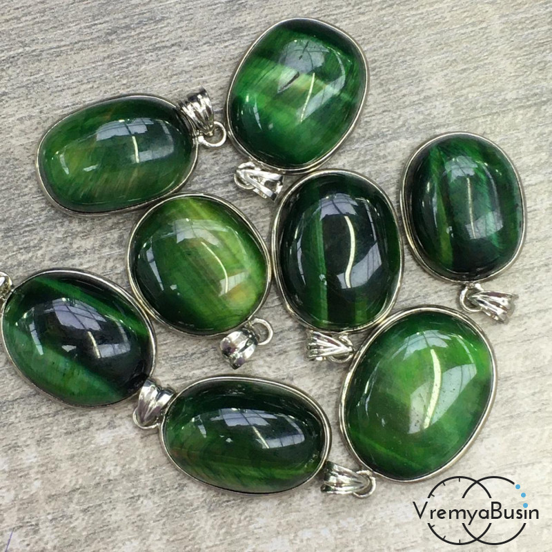 Кошачий глаз кварцевый, цв. зеленый. Кулон из камня в ассортименте (1 шт.)