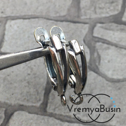 Швензы с английским замком, покрытие мельхиор, цв. серебро (1 пара)