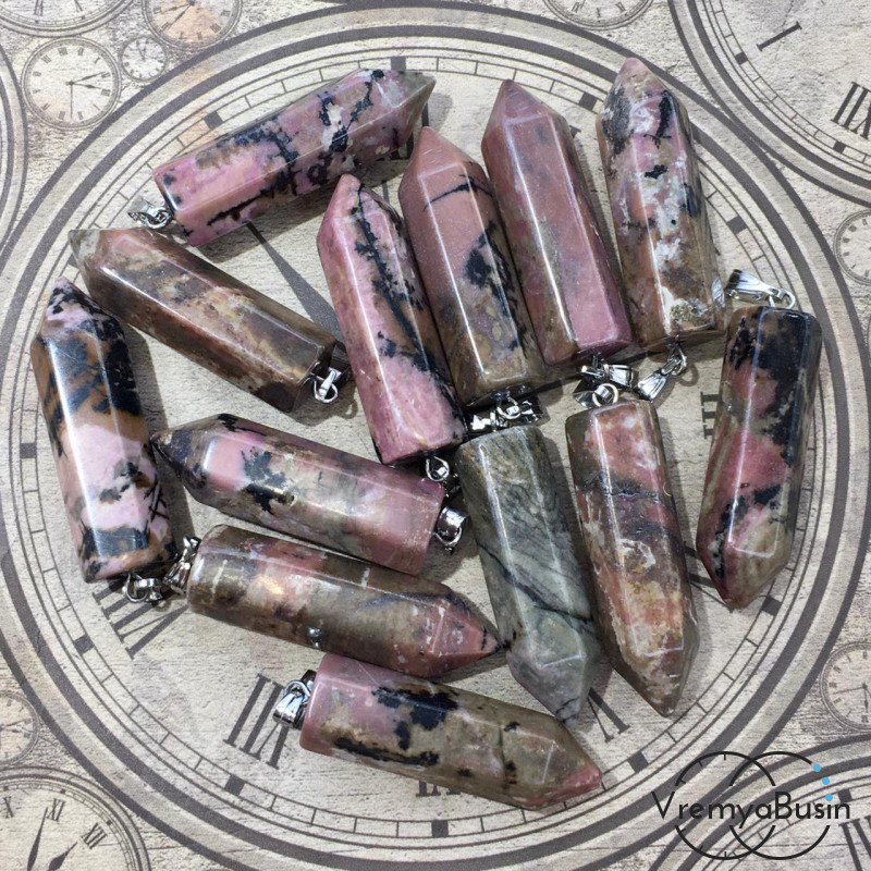 Родонит. Кулон-кристалл из камня 10х35 мм (1 шт.)