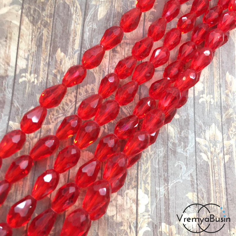 Капля из граненого стекла, 8х12 мм цв. КРАСНЫЙ (1/2 нити, ок. 30 шт.)