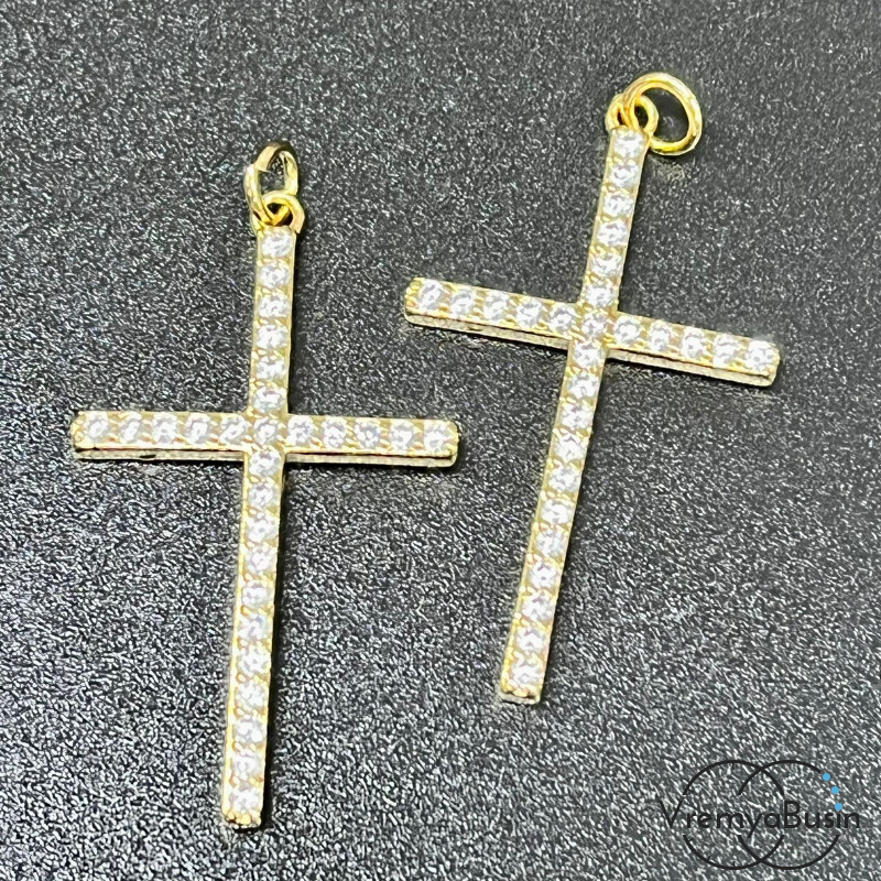 Подвеска из латуни с позолотой и фианитами, крест 22х37 мм  (1 шт.)