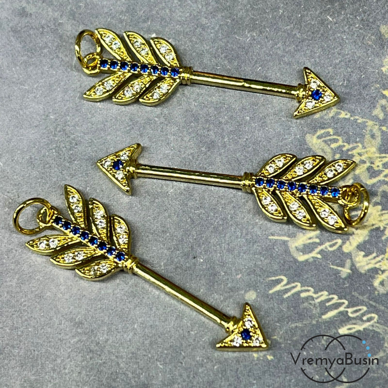 Подвеска из латуни с позолотой и фианитами, стрела 10х32 мм  (1 шт.)