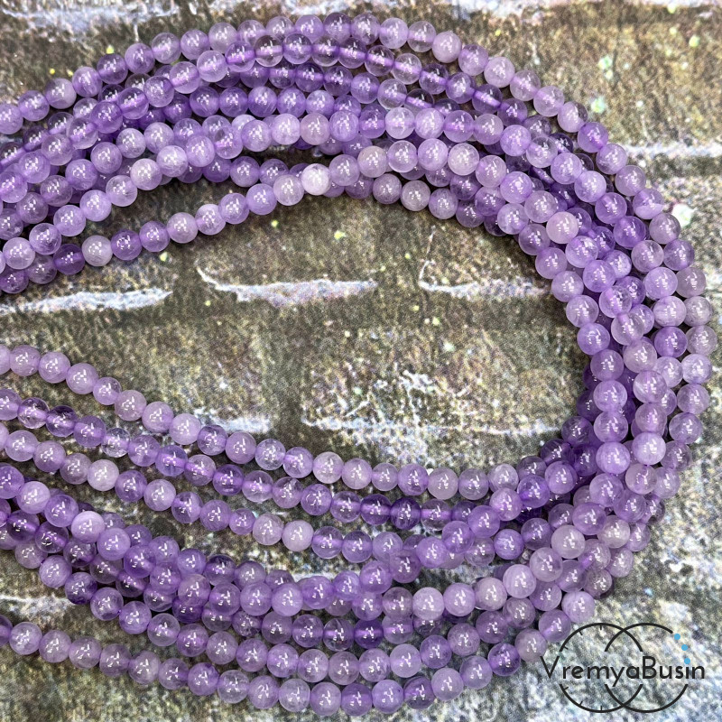 Аметист лавандовый, шарик гладкий 4 мм (1/2 нити, ок. 45 шт.)