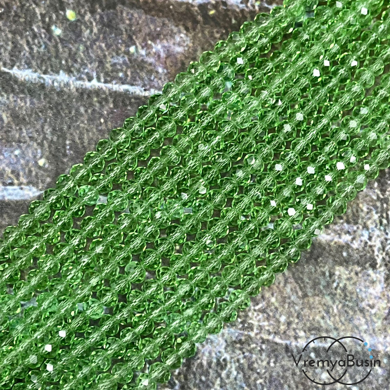 Бусины-рондели из граненого стекла, 3х4 мм, цв. салатовый (нить, ок. 130 шт.)