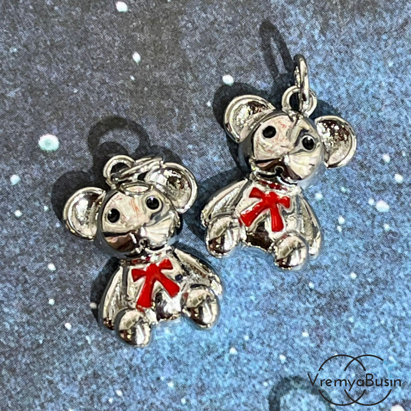 Подвеска из латуни с родиевым покрытием, "Мышка с бантиком" 12х18 мм (1 шт.)