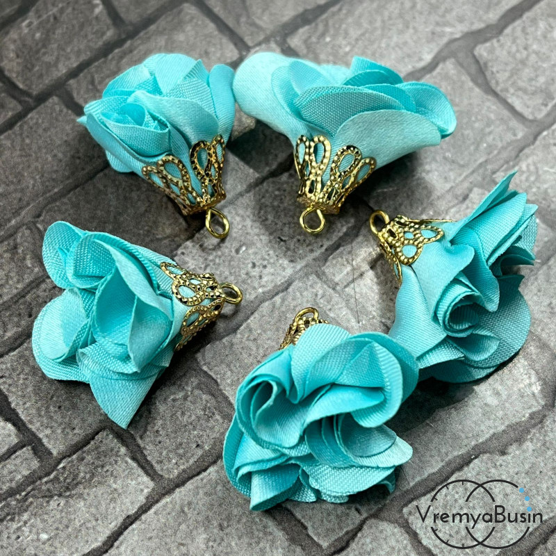 Кисточка из ткани "Цветок" в золотой шапочке, длина 25 мм. (1 шт.)