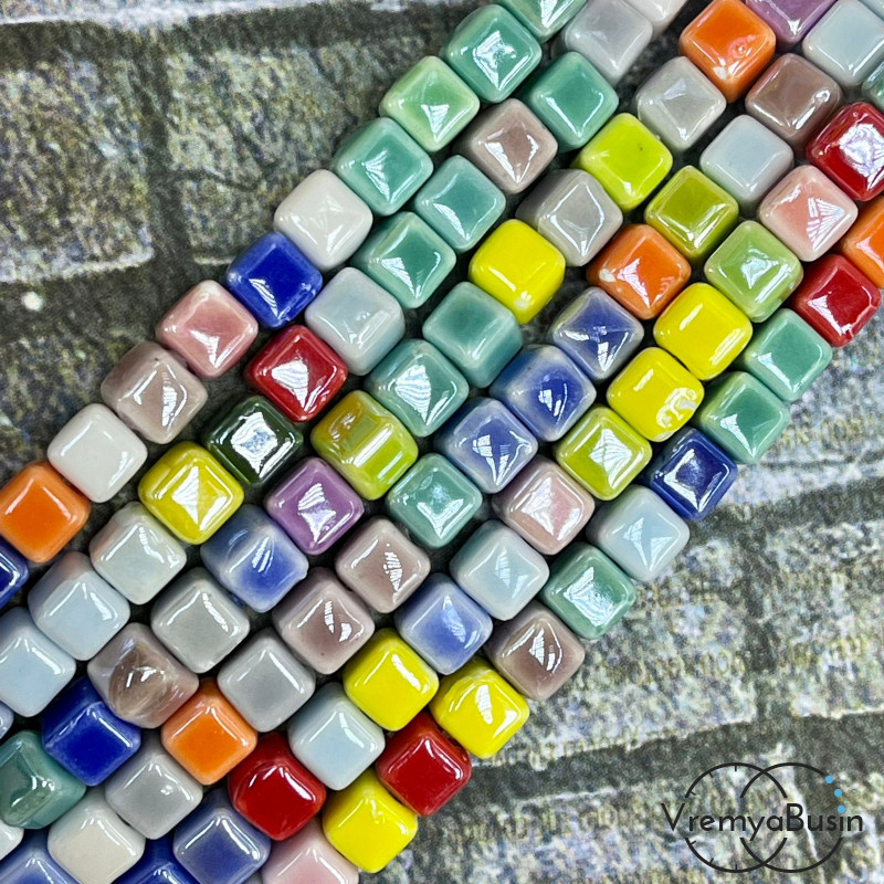 Бусины керамические "Кубик", 6х6 мм (1/2 нити, ок.  25    шт.)