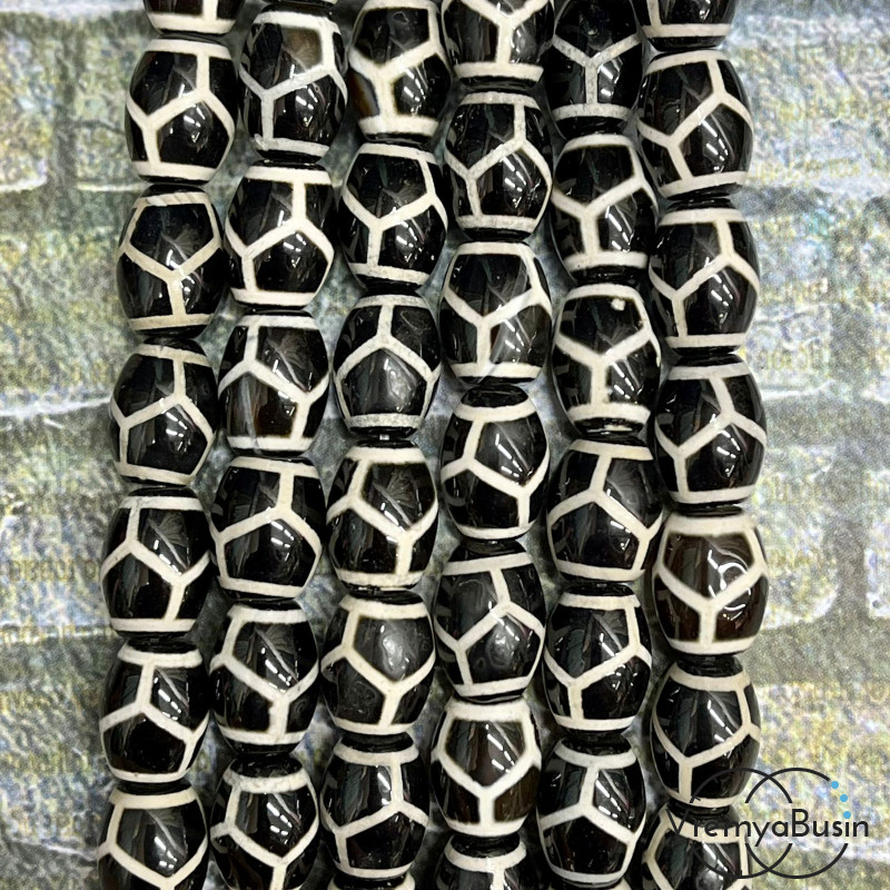 Бусины Дзи из агата, бочонки 10х15 мм (1/2 нити, ок. 12 шт.)